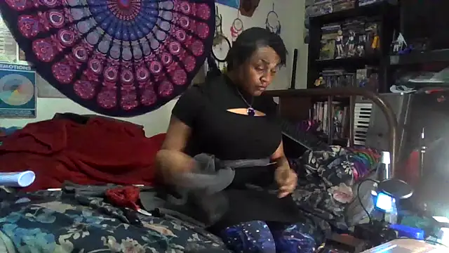 GardeniaFields online show from December 2025 03:02:01 AM