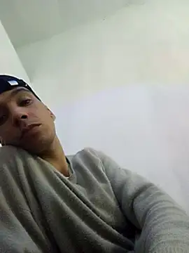 Snapshot of zbidoti chatting on March 2025 08:22:01 AM zbidoti online show from March 2025 08:22:01 AM