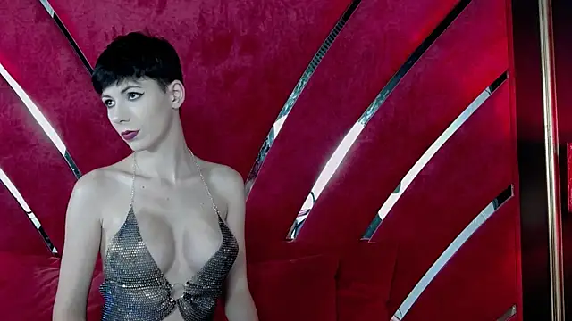 Roxxy Rouge online show from October 2025 04:04:02 PM