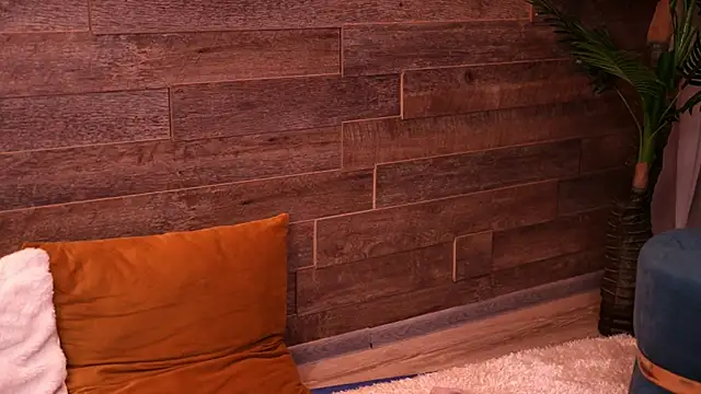 TanyaVonDe online show from October 2025 05:00:01 PM