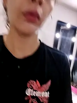 hotsexass online show from April 2026 11:21:01 AM