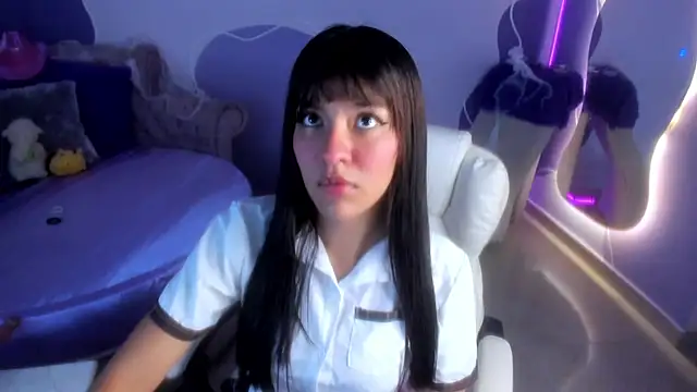 auroracute02 online show from October 2025 01:19:01 PM