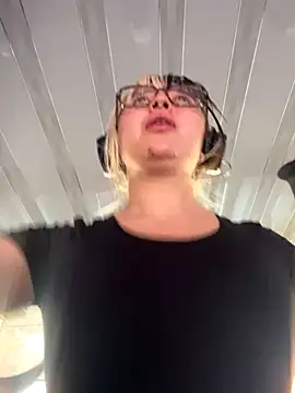 VictoriaGerard Pink online show from September 2025 01:02:02 PM