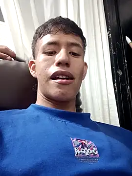 dareck 18 online show from July 2026 11:42:01 PM