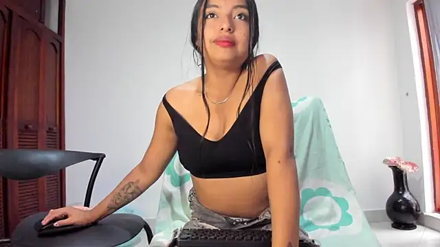 sweet cinamon online show from March 2025 08:32:02 PM