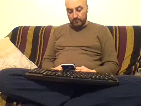 Snapshot of maxxxio12 chatting on March 2025 05:04:02 PM maxxxio12 online show from March 2025 05:04:02 PM