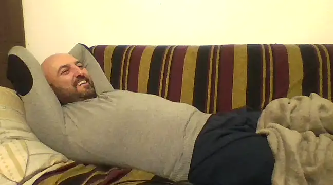 Snapshot of maxxxio12 chatting on March 2025 05:47:02 PM maxxxio12 online show from March 2025 05:47:02 PM