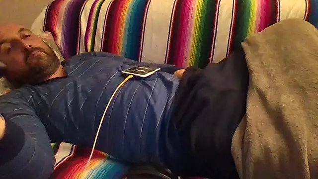 Snapshot of maxxxio12 chatting on March 2026 08:13:01 PM maxxxio12 online show from March 2026 08:13:01 PM