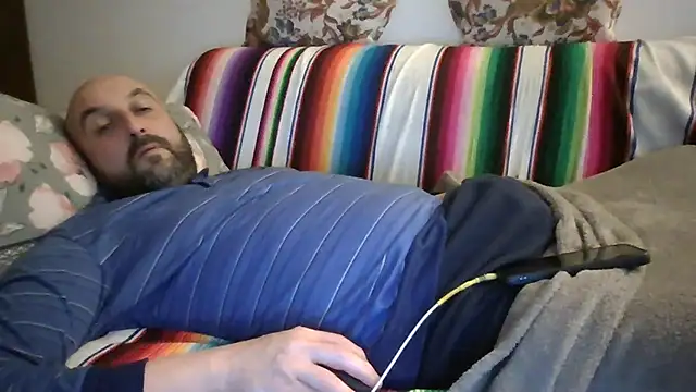 Snapshot of maxxxio12 chatting on March 2026 08:57:02 PM maxxxio12 online show from March 2026 08:57:02 PM