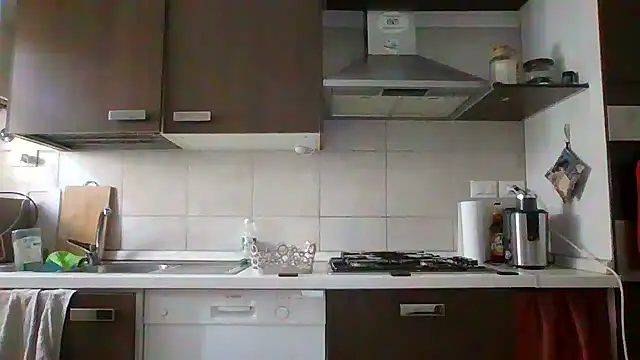 Snapshot of maxxxio12 chatting on March 2026 09:09:02 AM maxxxio12 online show from March 2026 09:09:02 AM