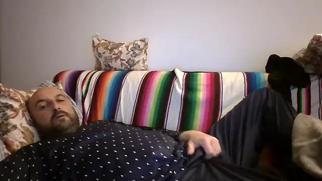 Snapshot of maxxxio12 chatting on April 2026 07:21:02 PM maxxxio12 online show from April 2026 07:21:02 PM