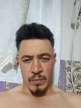 Snapshot of Thunderbolt121 chatting on November 2025 09:52:01 PM Thunderbolt121 online show from November 2025 09:52:01 PM