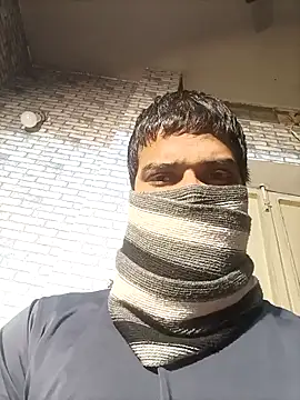 Snapshot of goluaryan chatting on November 2025 06:07:02 PM goluaryan online show from November 2025 06:07:02 PM