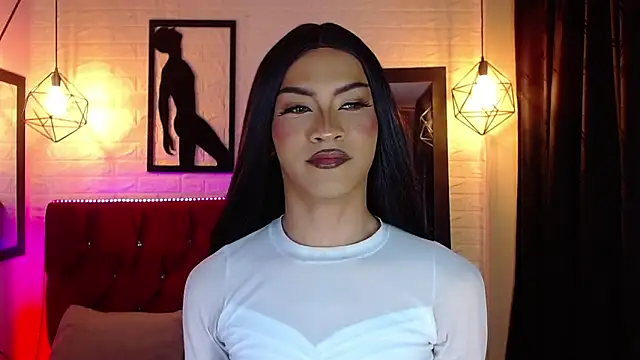 agatha rodriguez online show from November 2025 02:17:01 PM