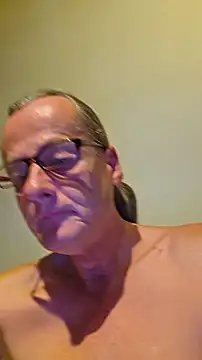 Snapshot of namorreyeb1 chatting on August 2026 04:34:01 AM namorreyeb1 online show from August 2026 04:34:01 AM