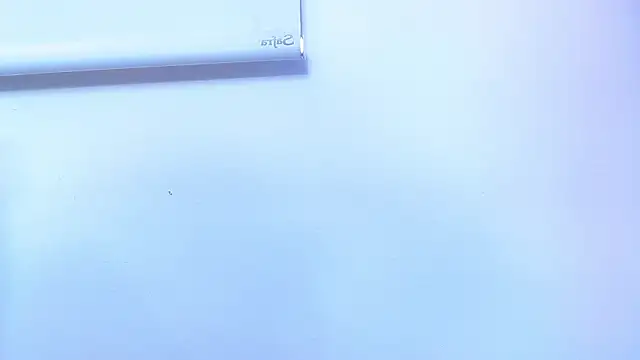 lili roussi online show from February 2026 07:54:02 PM