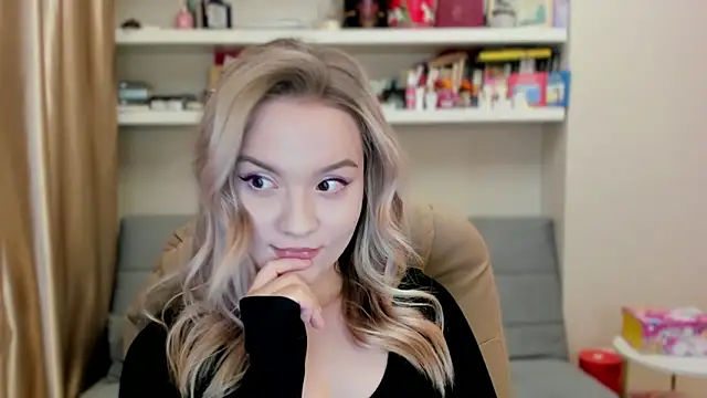 Kara Smith  online show from March 2026 11:48:01 PM