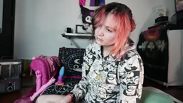 Devil And Princess online show from October 2025 05:24:01 AM