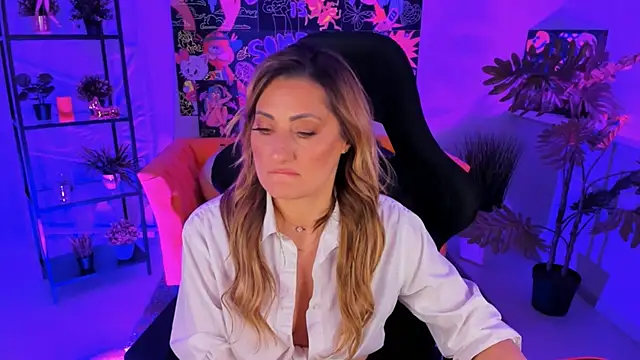 SarahAlluring online show from March 2025 04:37:01 PM