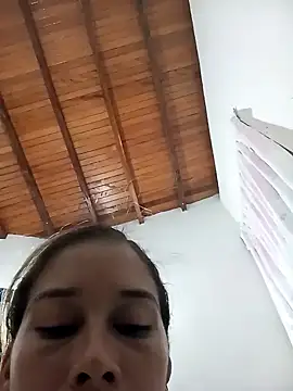 Snapshot of Sexi_girl29 chatting on October 2025 01:17:01 AM Sexi girl29 online show from October 2025 01:17:01 AM