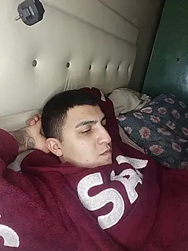 Snapshot of Kadir1320@xh chatting on March 2025 03:34:01 AM Kadir1320xh online show from March 2025 03:34:01 AM