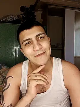 Snapshot of Kadir1320@xh chatting on March 2025 10:07:02 AM Kadir1320xh online show from March 2025 10:07:02 AM