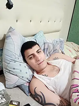 Snapshot of Kadir1320@xh chatting on March 2025 04:29:02 AM Kadir1320xh online show from March 2025 04:29:02 AM