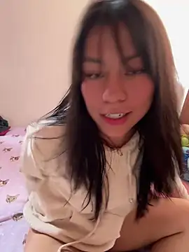 Snapshot of -Selene- chatting on April 2026 06:09:02 PM -Selene- online show from April 2026 06:09:02 PM