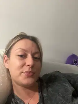 AnnastasiaMills online show from June 2026 11:20:01 PM