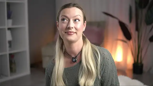 AnnastasiaMills online show from July 2026 08:22:01 PM