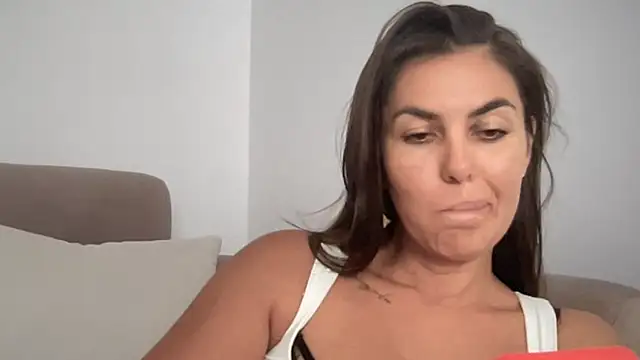 AngelinaMeov online show from October 2025 12:57:02 PM