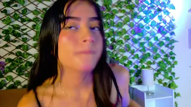 alice rous21 online show from October 2025 01:28:02 PM