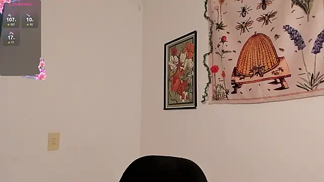 Gabee7  online show from September 2025 04:18:01 PM