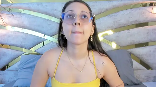 Sofiia Rossee  online show from October 2025 08:10:01 PM