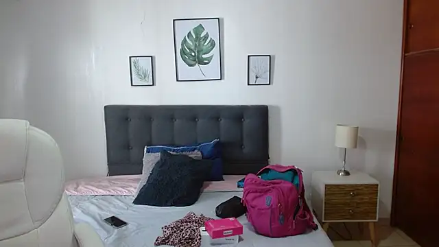 mia velvet1 online show from November 2025 02:06:01 PM