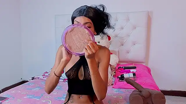 megan stathann online show from February 2026 10:46:01 PM