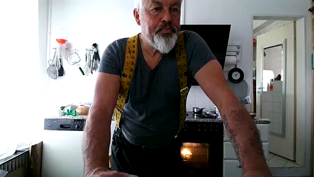 Berg Boy online show from March 2026 11:05:01 AM