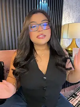 Snapshot of Alexa_Madisson chatting on May 2026 04:28:01 PM Alexa Madisson online show from May 2026 04:28:01 PM