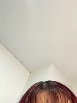 Ivelleee  online show from February 2026 09:42:01 PM