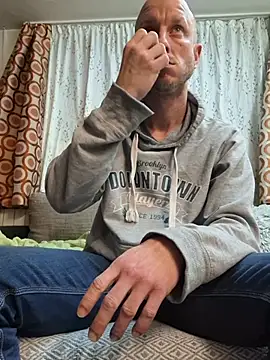 svenpfeifer online show from December 2025 02:35:01 PM