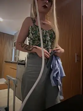 LoganPeny online show from March 2026 05:33:02 AM