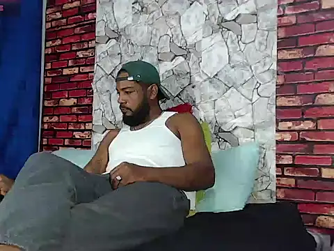 Snapshot of BladeFoxxx1 chatting on May 2026 01:45:02 AM BladeFoxxx1 online show from May 2026 01:45:02 AM