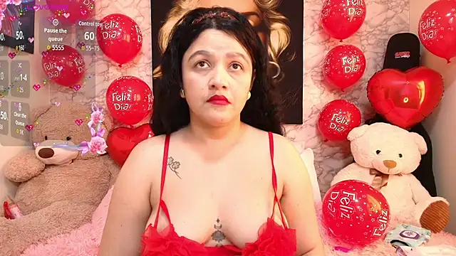 nataliaesmith 24 online show from February 2026 06:57:01 PM