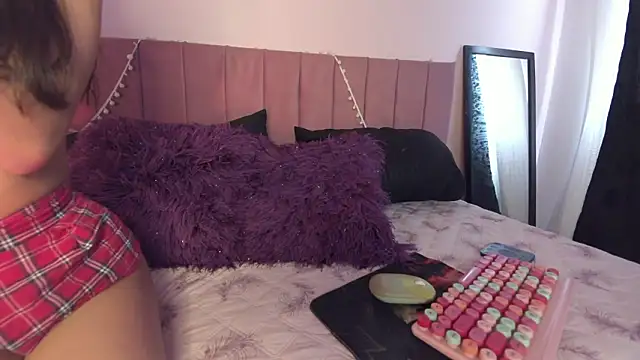 Snapshot of kitty-kryss chatting on February 2026 02:38:01 PM kitty-kryss online show from February 2026 02:38:01 PM