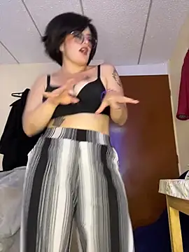 Mistress Niky  online show from April 2026 05:06:01 PM