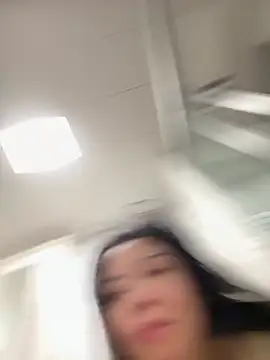 aa520uv online show from November 2025 02:33:01 AM