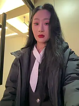 linger-23 online show from March 2026 05:22:02 AM