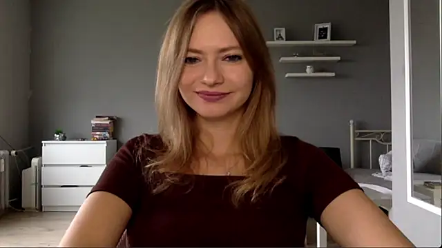 MillieShow online show from October 2025 02:27:02 PM