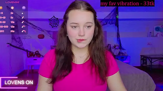 Cute kitty- online show from October 2025 06:52:02 AM