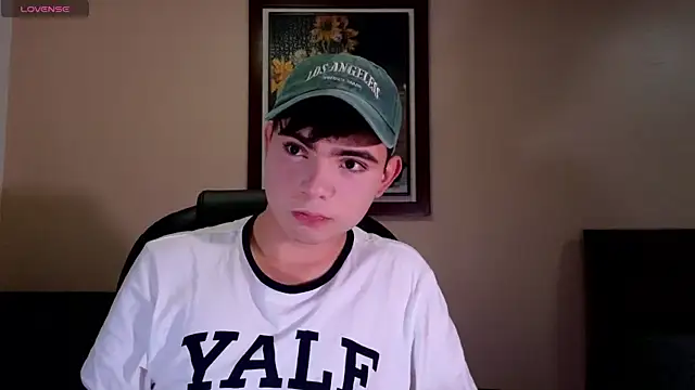 lukeboyce33 online show from March 2026 11:19:02 PM